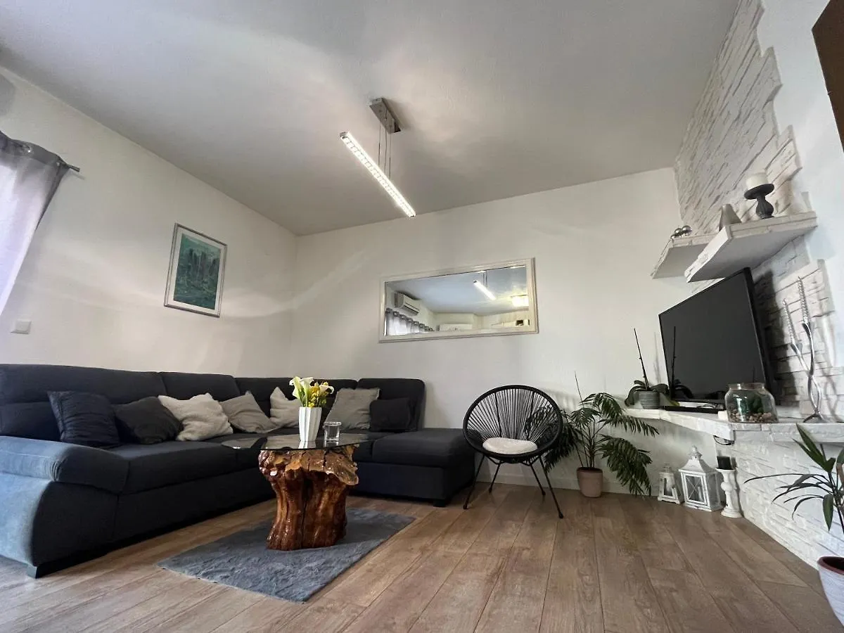Holiday home Kuca Za Odmor Antonini Villa Kastela
