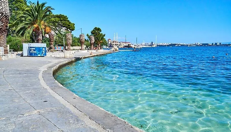 Kuca Za Odmor Antonini Villa Kastela 0*,  Croatia